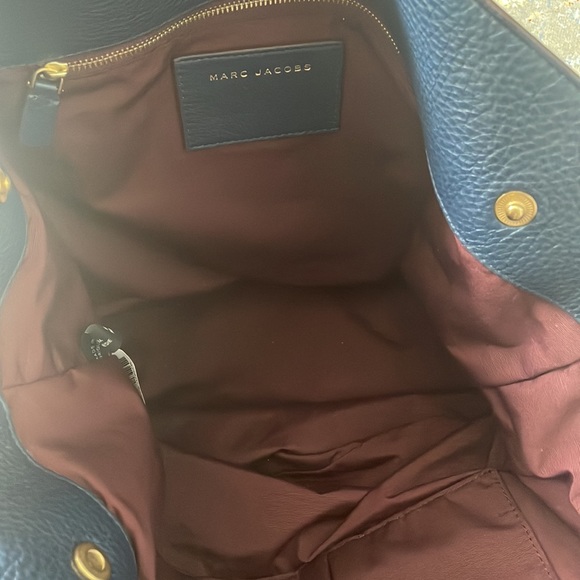 Marc Jacob’s Cross Body - Picture 6 of 8